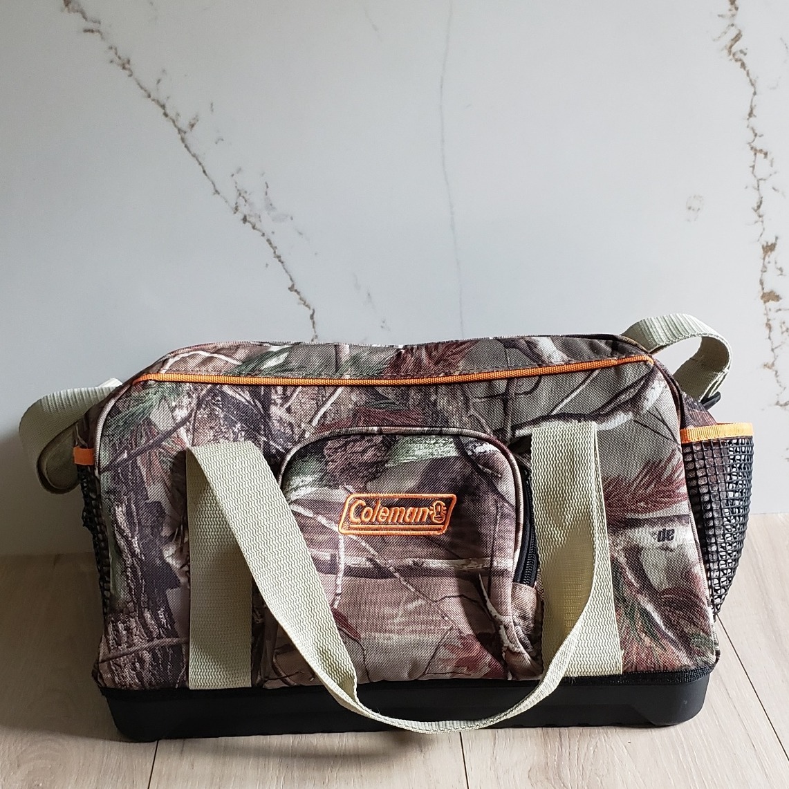 Coleman Camo Duffel Bag Realtree Ap Soft Sided Cooler Hunting Camping Travel